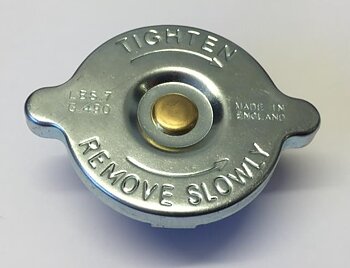 Kylarlock modern låg kylar hals Saab 92/93/96 - 0,5 Bar