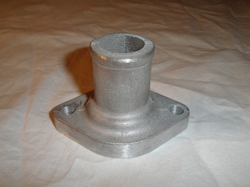 GT750 water pipe cylinder head