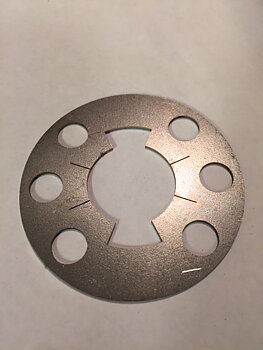 Locking plate flywheel 92