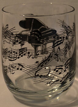 Glas Piano