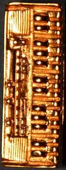 Pin Keyboard Guld