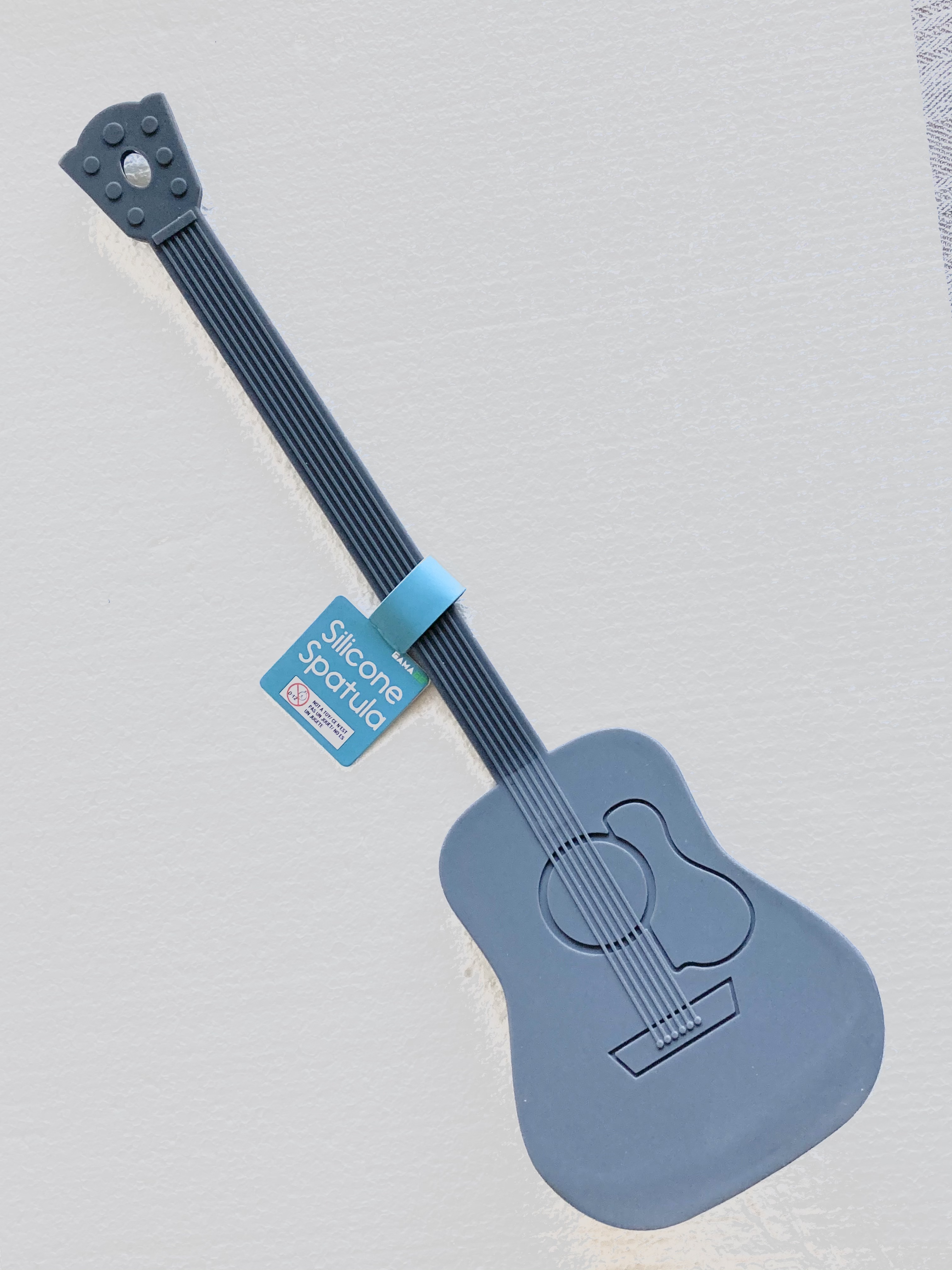 Stekspade Grå Gitarr