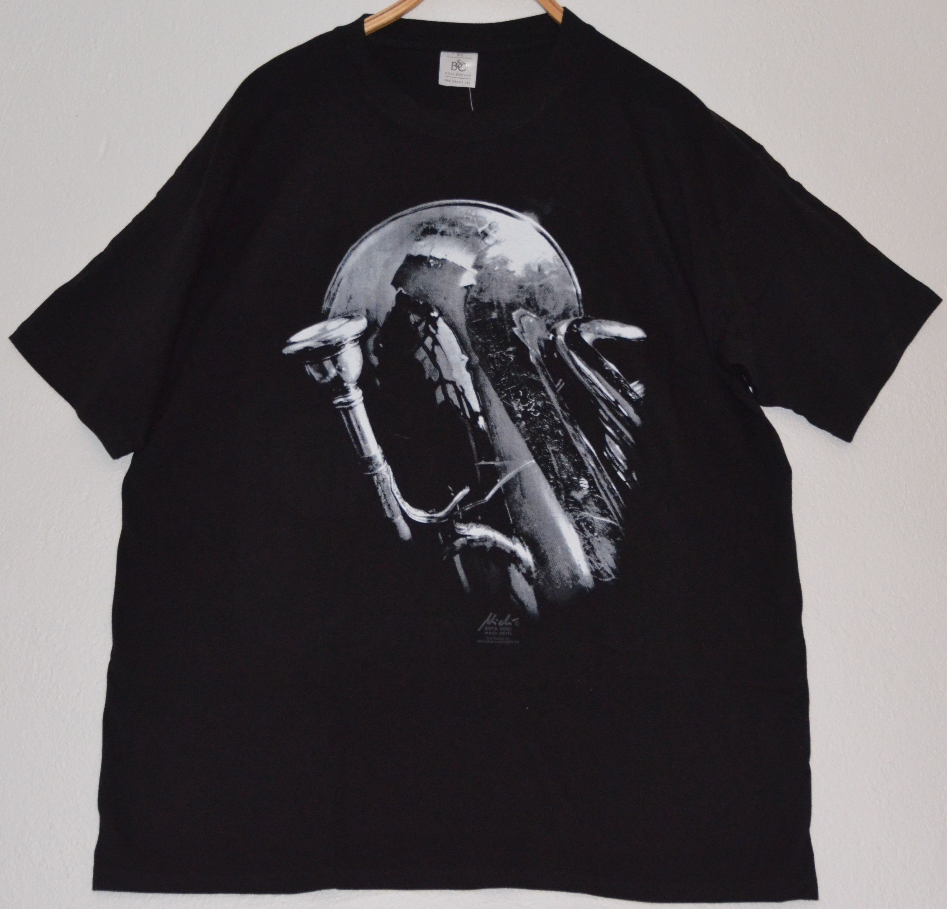 T-Shirt Tuba