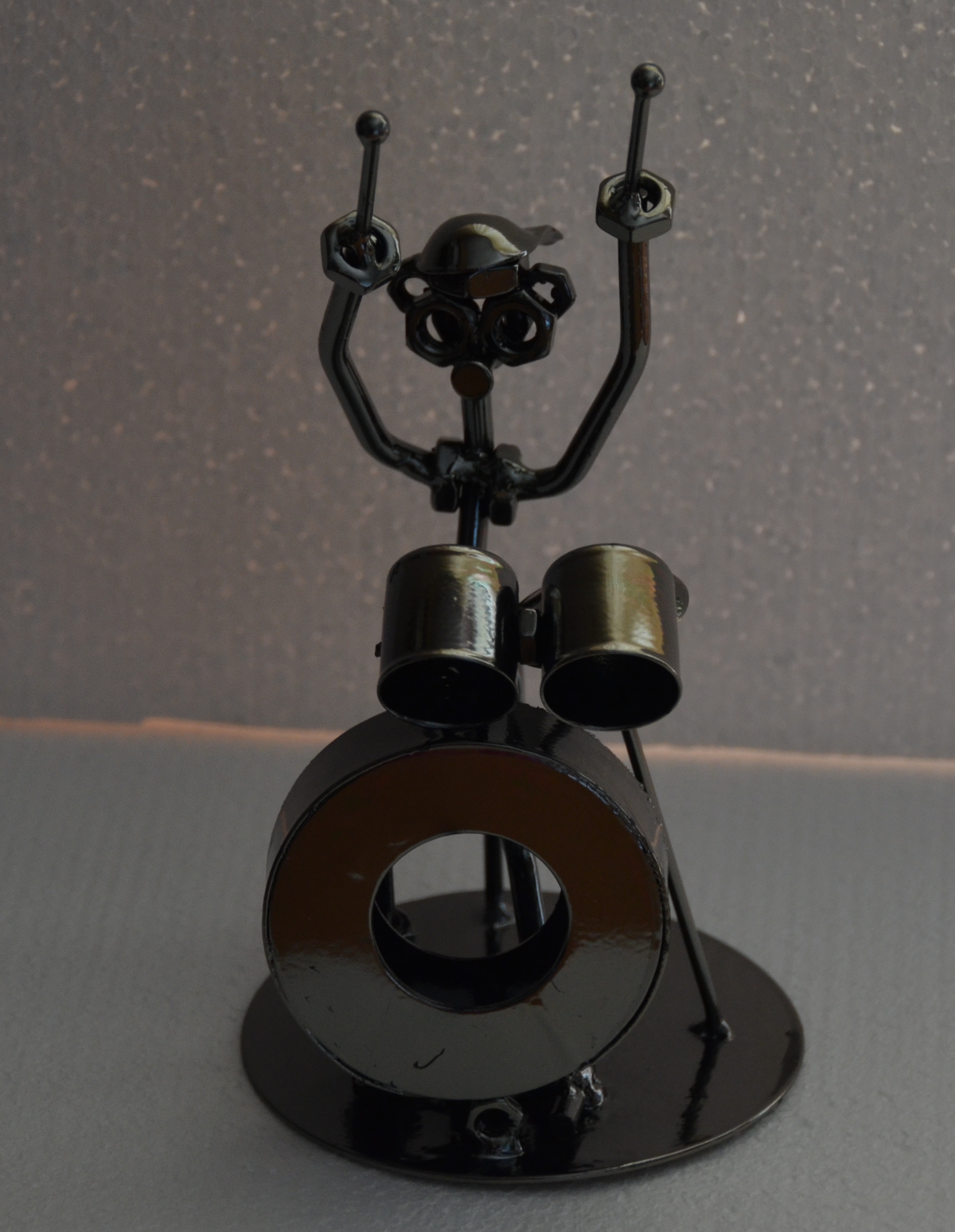 Metallfigur Trummis