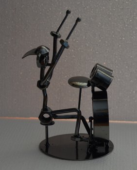 Metallfigur Trummis