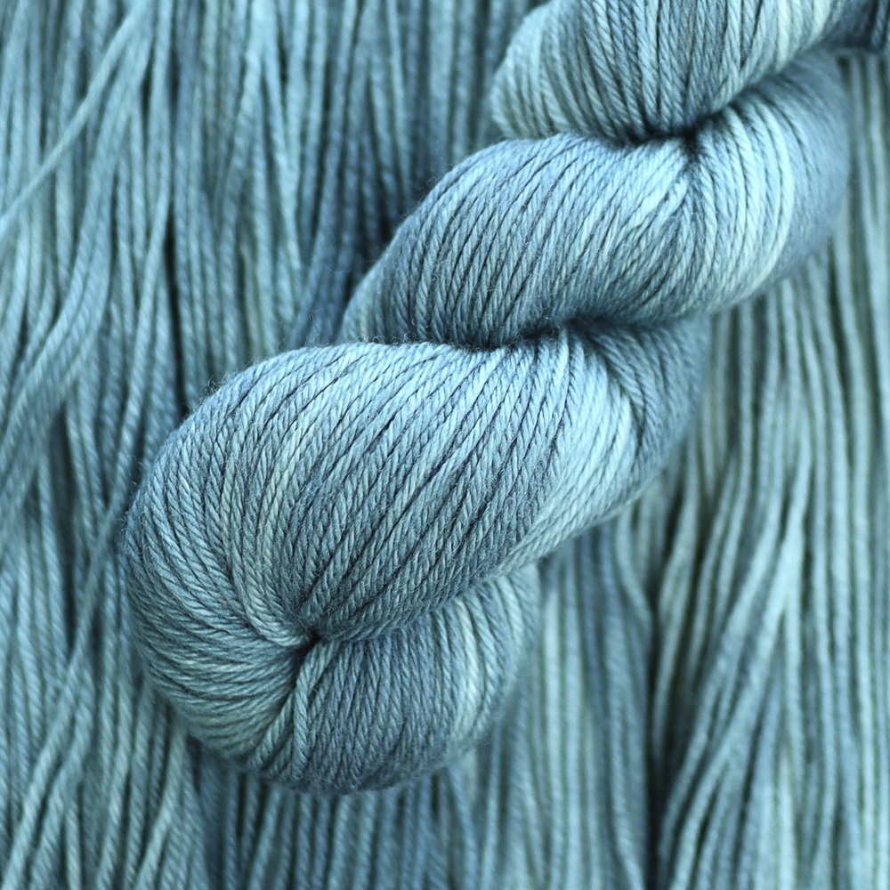 Emelilyknits Merino DK 100g Källan