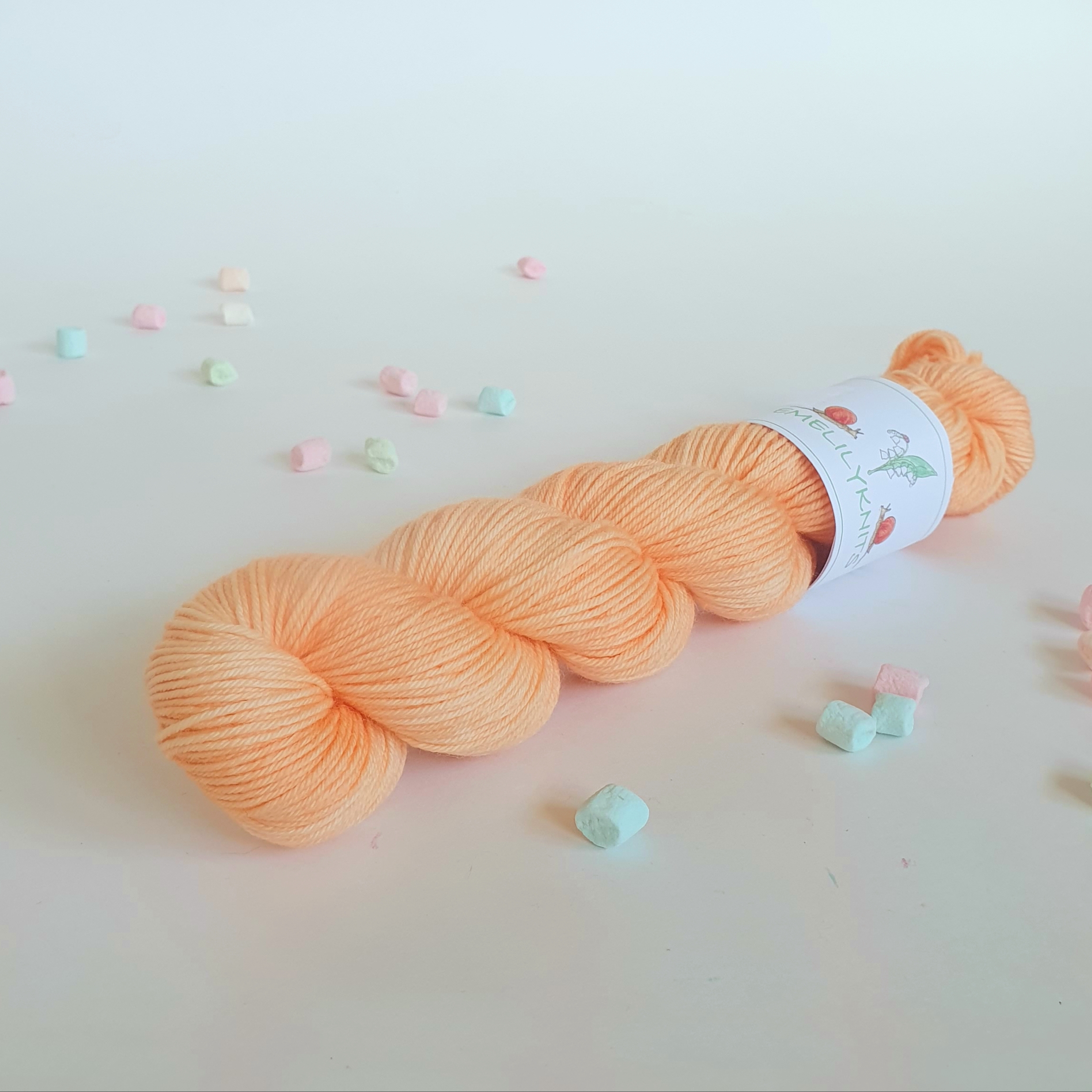 Handfärgat Sockgarn 50g  Cantaloupe