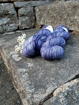 Handfärgat Merino Sport 100g  Seaside Rendezvous