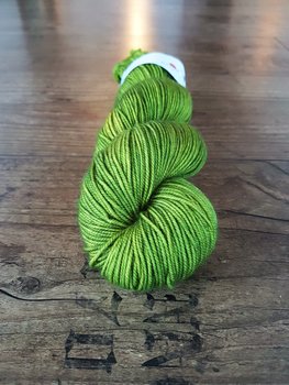 Handfärgat Merino Sport 100g  Blåbärsblad