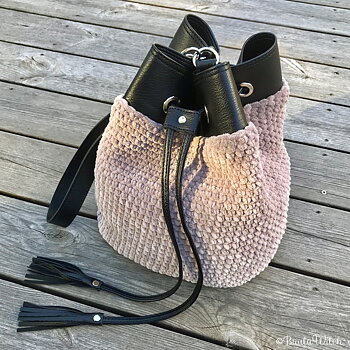 Materialkit till bohoväska i sammetsgarn, beige och svart
