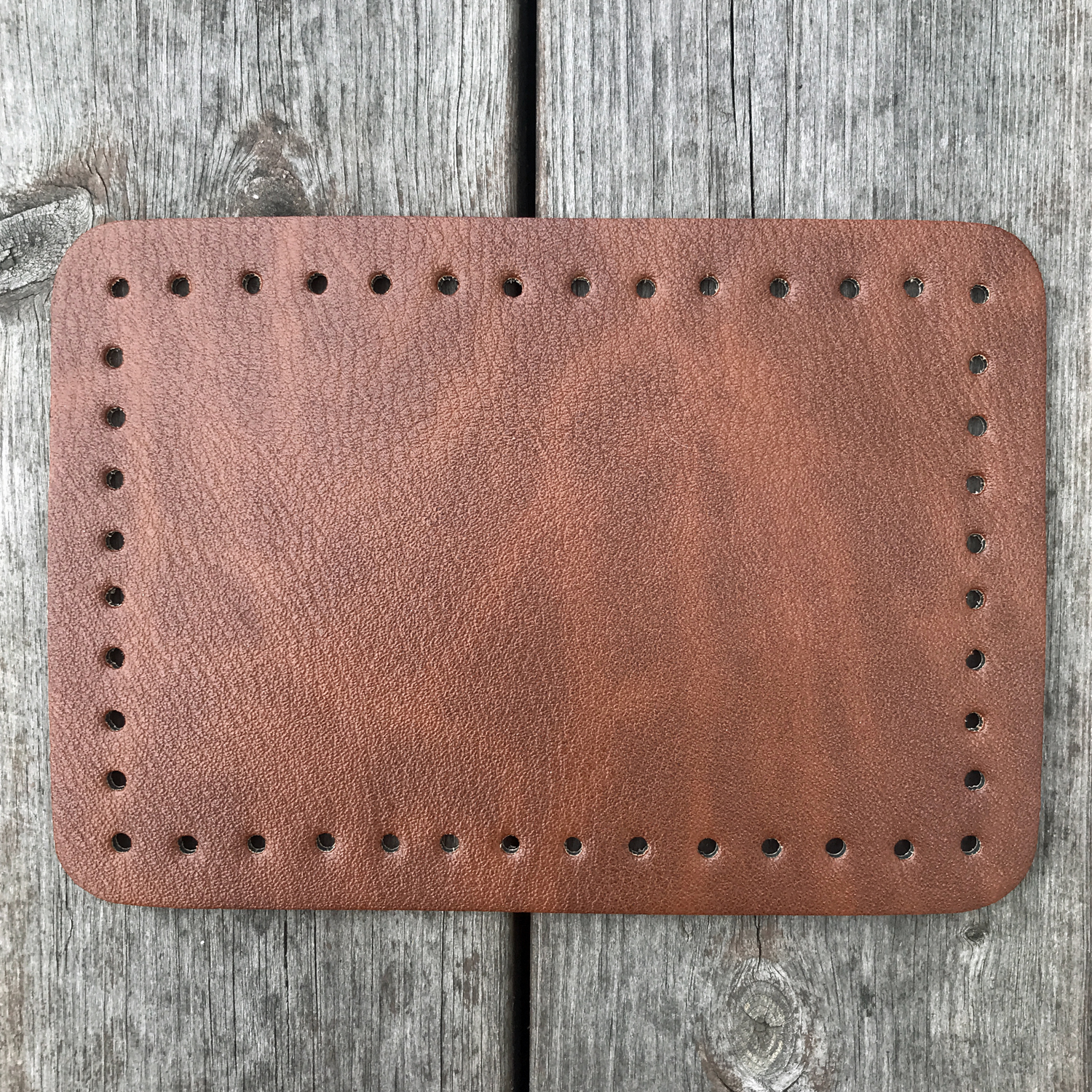Väskbotten i konstskinn 20x14 cm, konjak