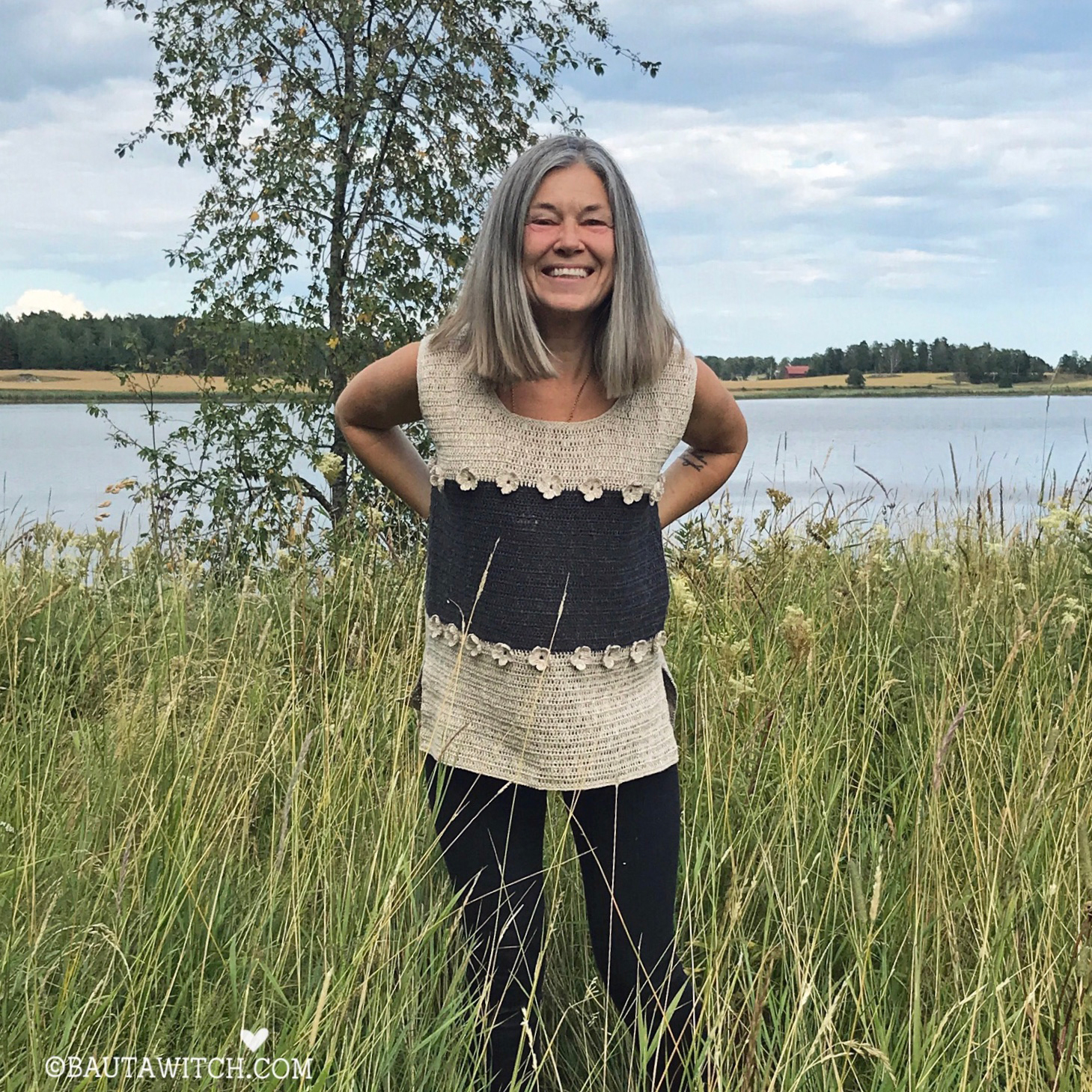 "Linne-a", oversized topp med blommor i linnegarn - 6