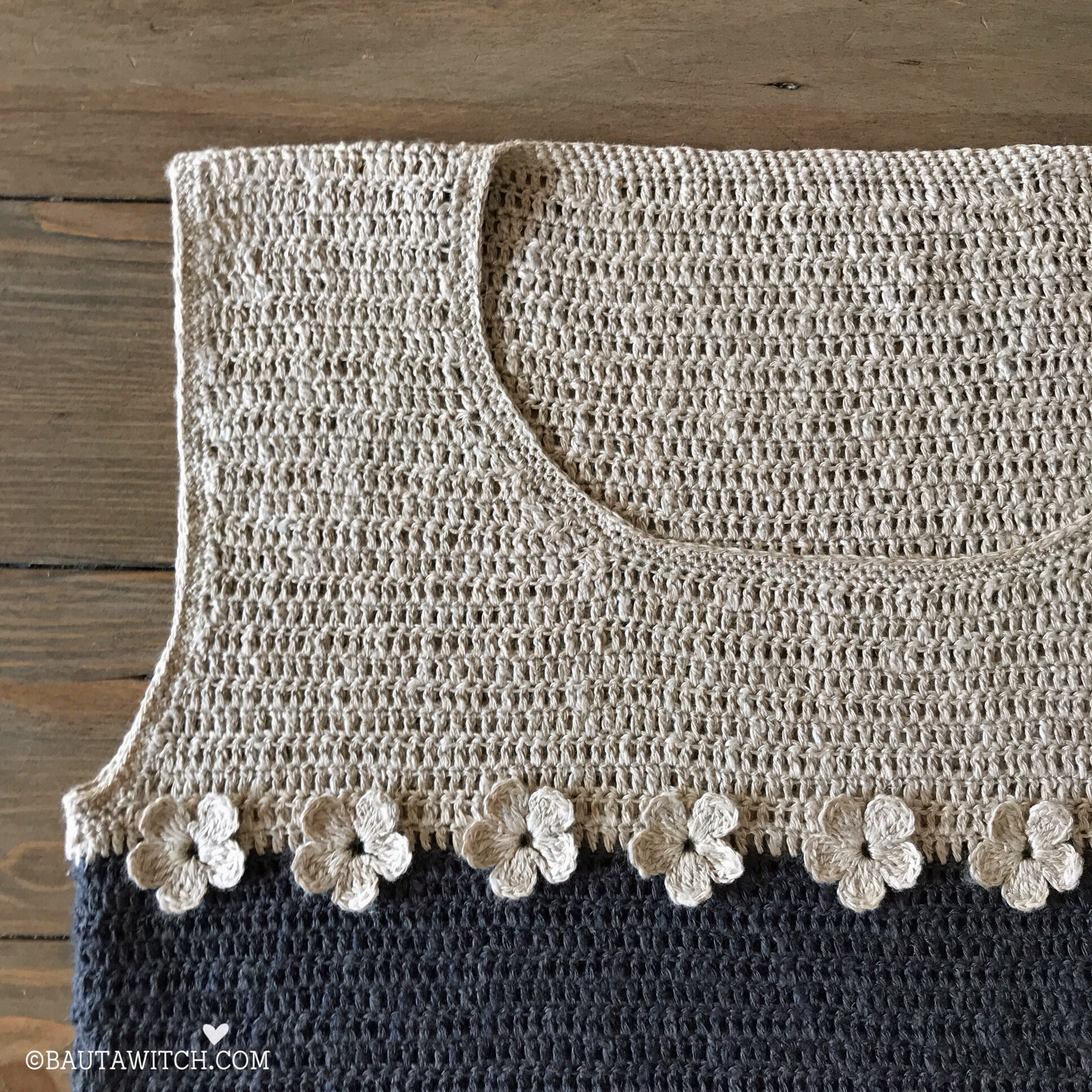"Linne-a", oversized topp med blommor i linnegarn - 4