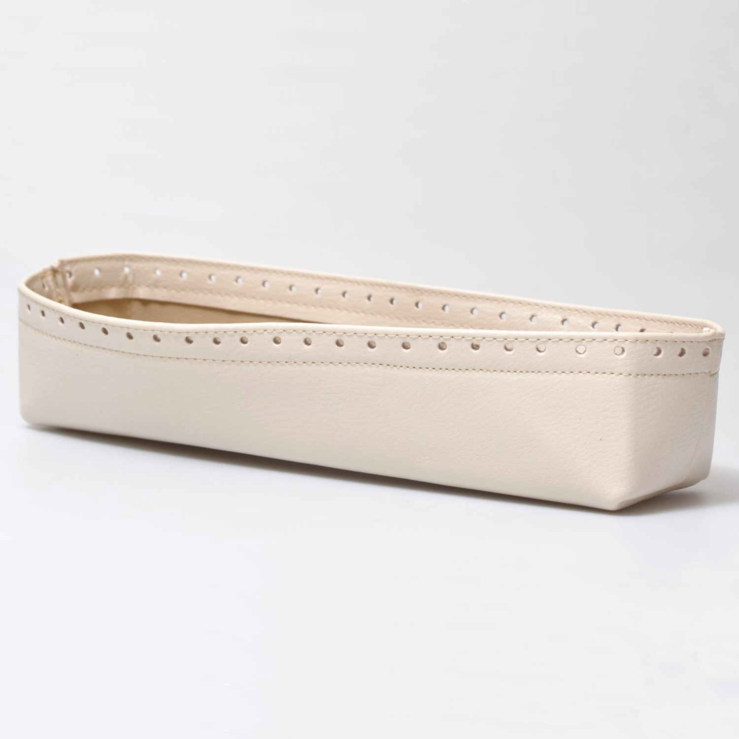 Väskbotten i konstskinn med kanter 33x8 cm, créme