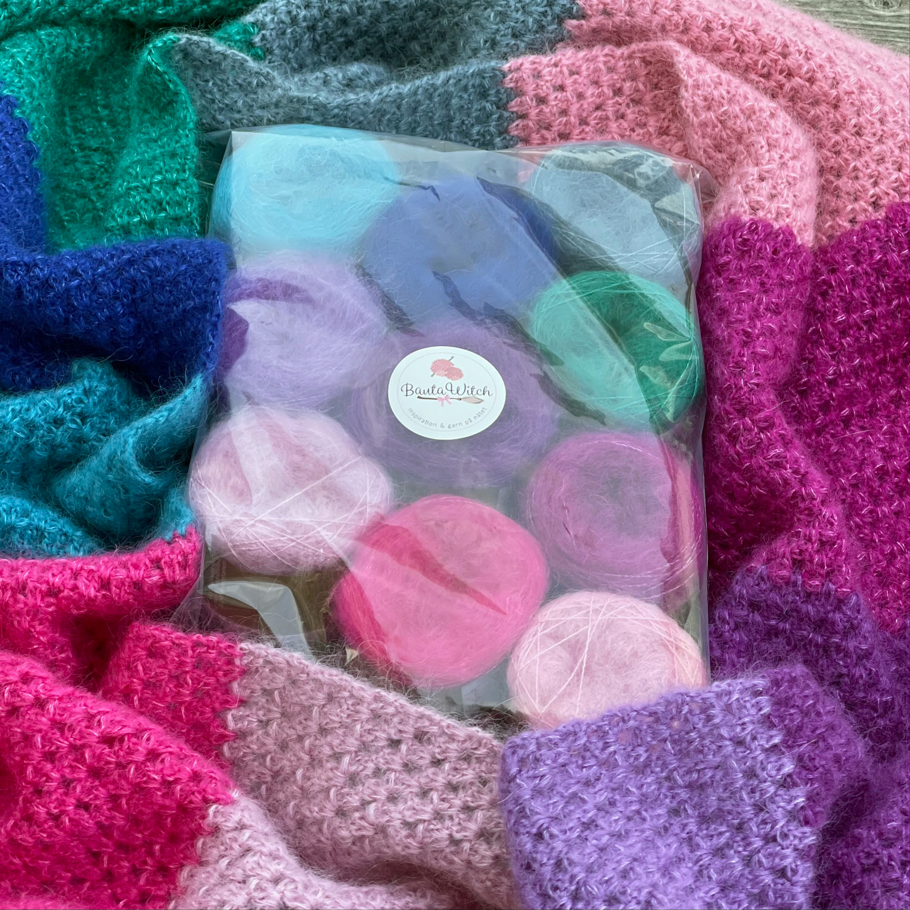 Garnpaket till lyxig halsduk i Kid Mohair & mullbärssilke, färgglad - 4