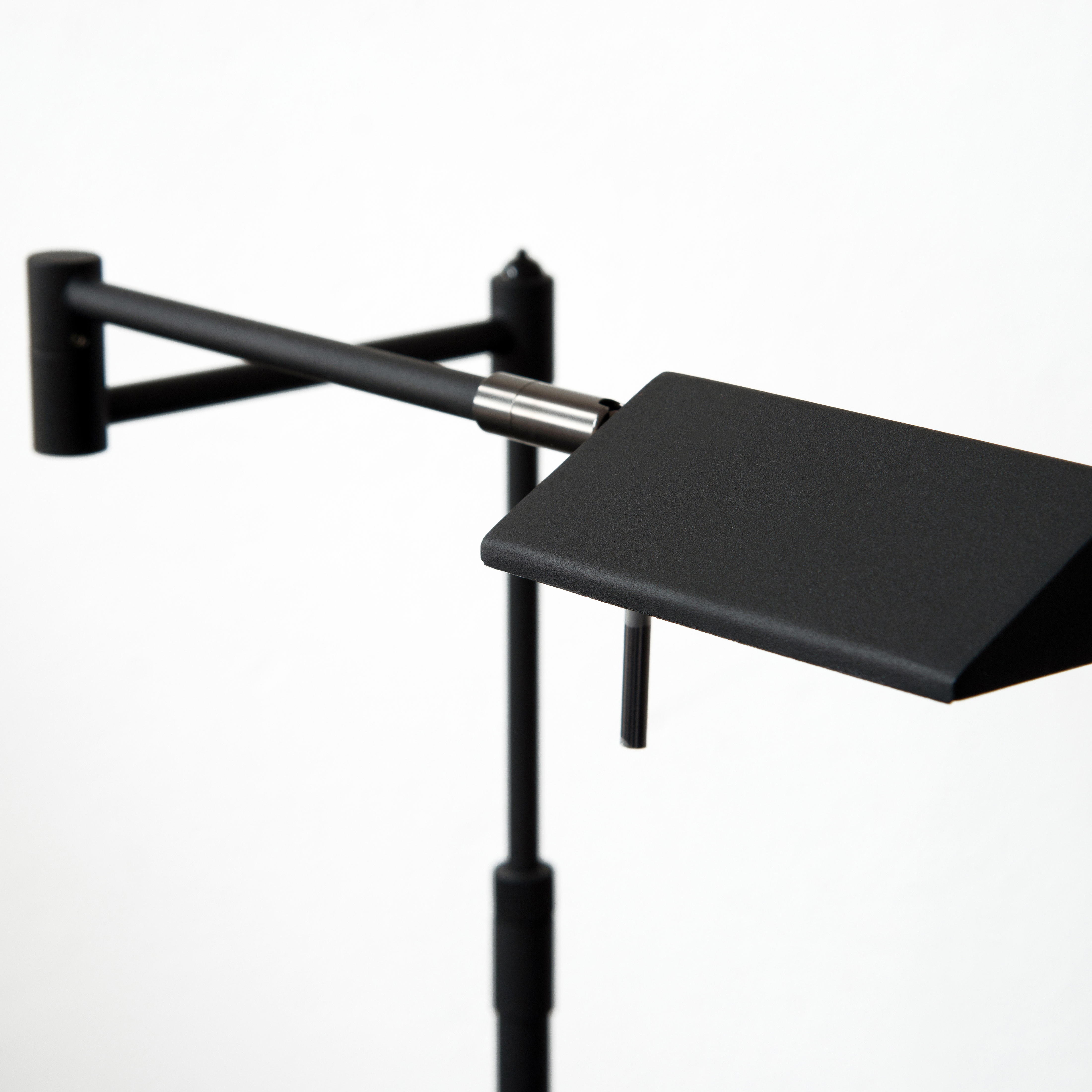 Golvlampa Boston LED Black - 4