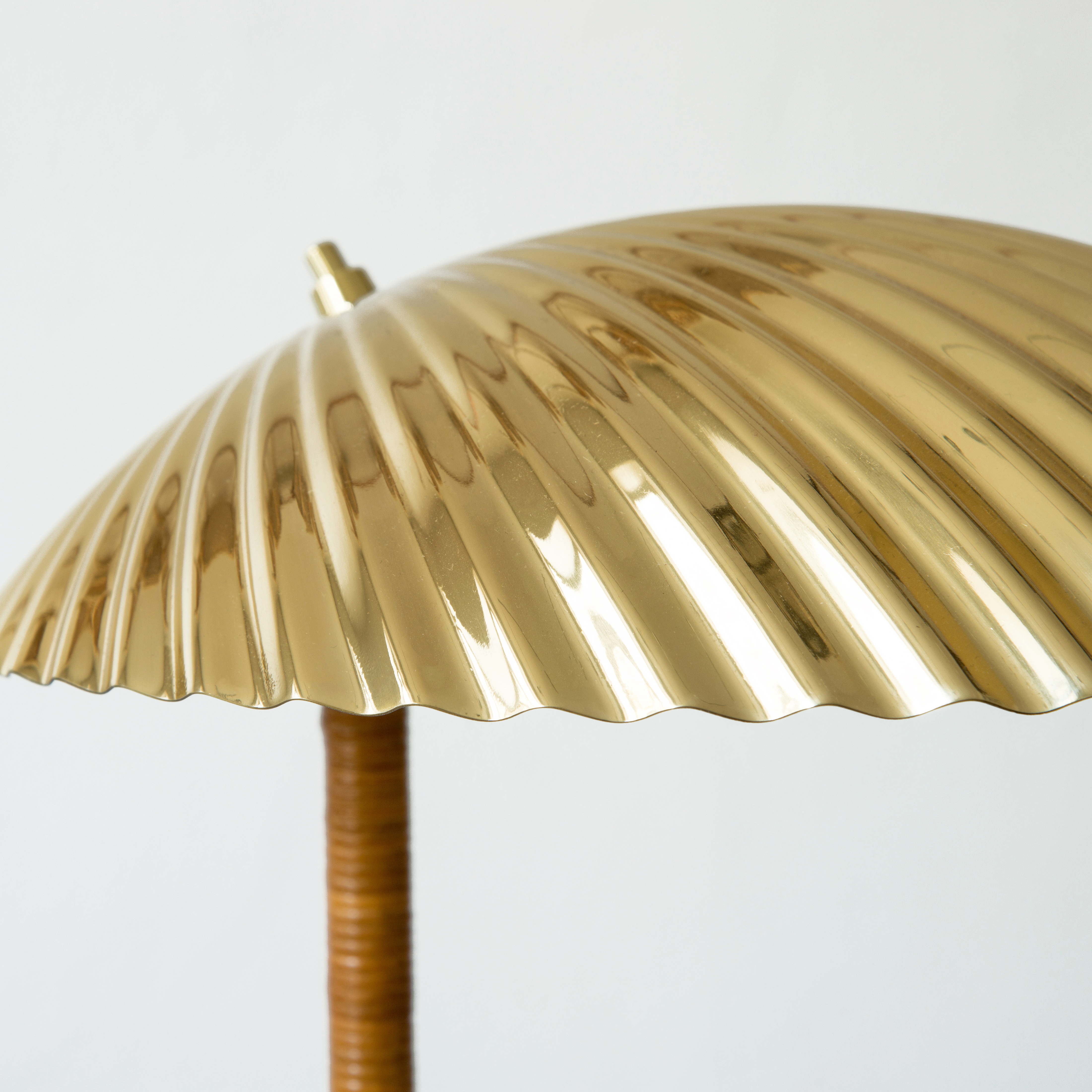 Bordslampa Gubi 5321 - 2