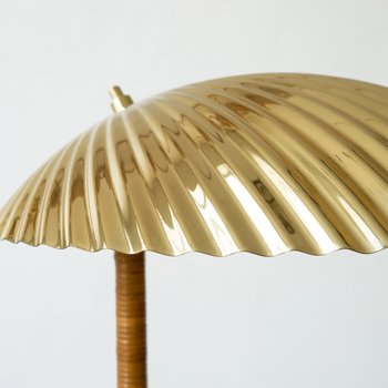 Bordslampa Gubi 5321