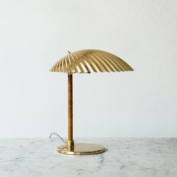 Bordslampa Gubi 5321