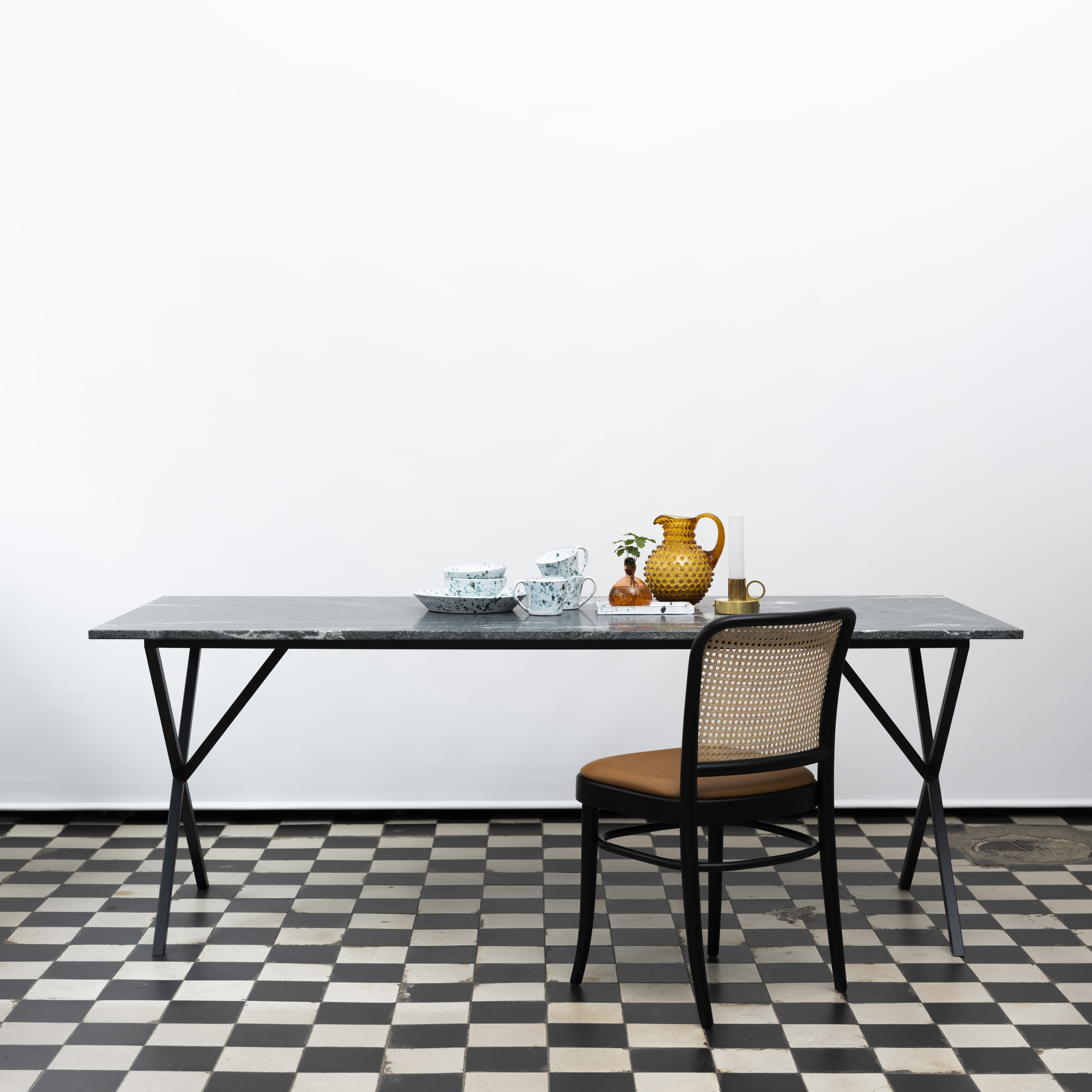 Matbord Kryss Stone Verde Italia