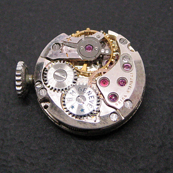 Urverk Baume & Mercier 2442