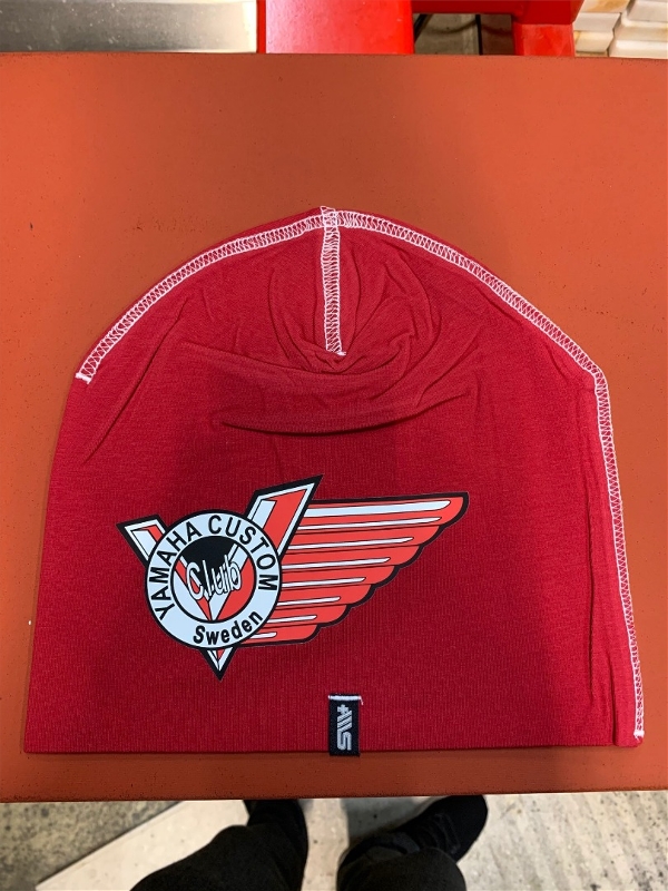 Beanie med retro tryck - 2