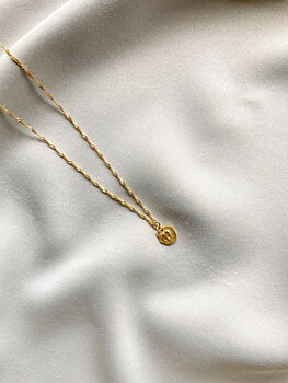 Letters elephant pendant gold