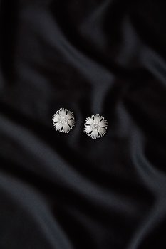 Gatsby big stone ear silver