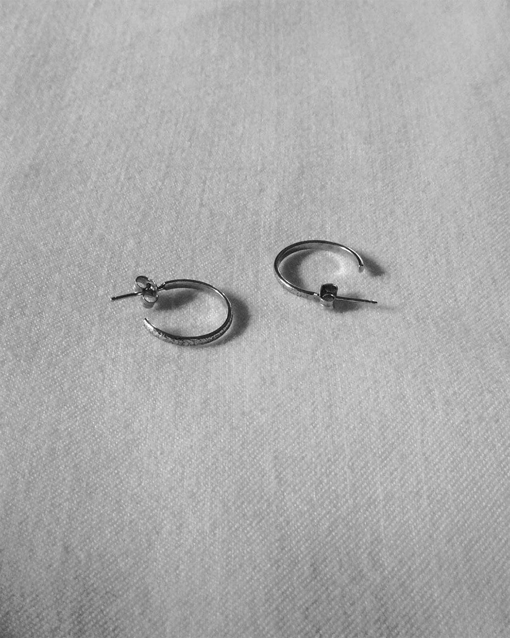 Pearl/Vintage round ear - Silver - 2