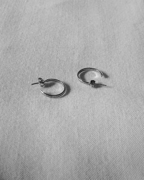 Pearl/Vintage round ear - Silver