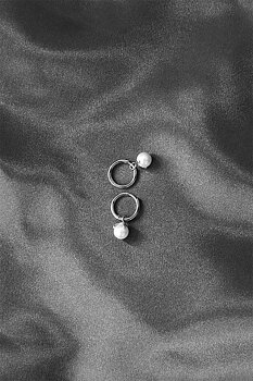 Letters pearl pendant silver
