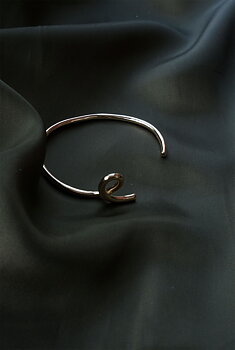 Loop bangle brace gold