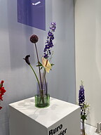 Collage "Paris, Bouquet Violet" av Maria C Bernhardsson. Orginal utan ram.50x35cm.