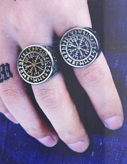 Vegvísir / Vägvisare  Ring i Stål - Två - 2