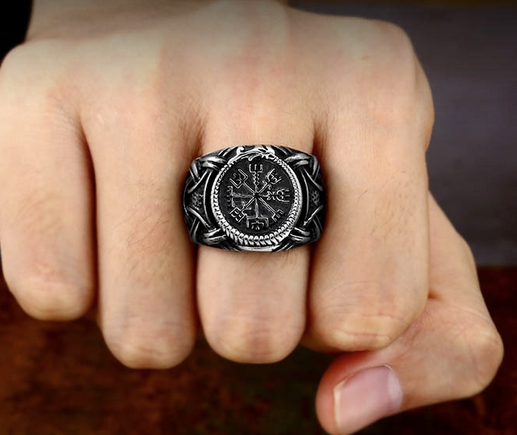 Vegvísir / Vägvisare med Knut  Ring i Stål - Två - 3