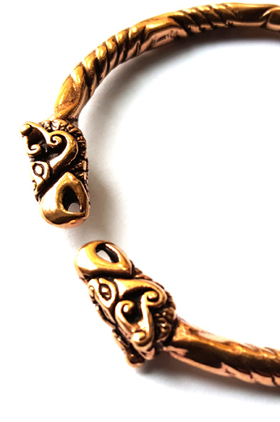 Korphuvud Vikingatida Armband i Brons - 2