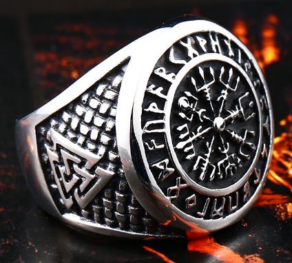 Vegvísir / Vägvisare  Ring i Stål