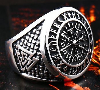 Vegvísir / Vägvisare  Ring i Stål