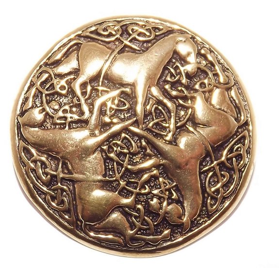 Keltsik Brooch med Hästar i Brons
