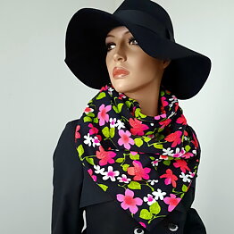 Scarves, hattar, hårband