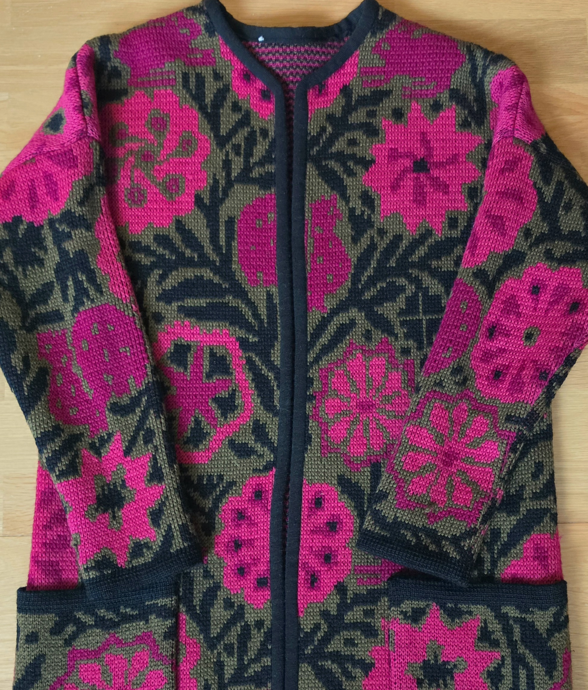 Ull - Secondhand och vintagekläder i materialet ull
