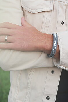 GRÅTT SILIKONARMBAND I VUXENSTORLEK: I HAVE DECIDED TO FOLLOW JESUS