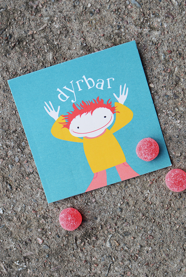 KVADRATISKT KORT – ÄLSKADE UNGE: DYRBAR