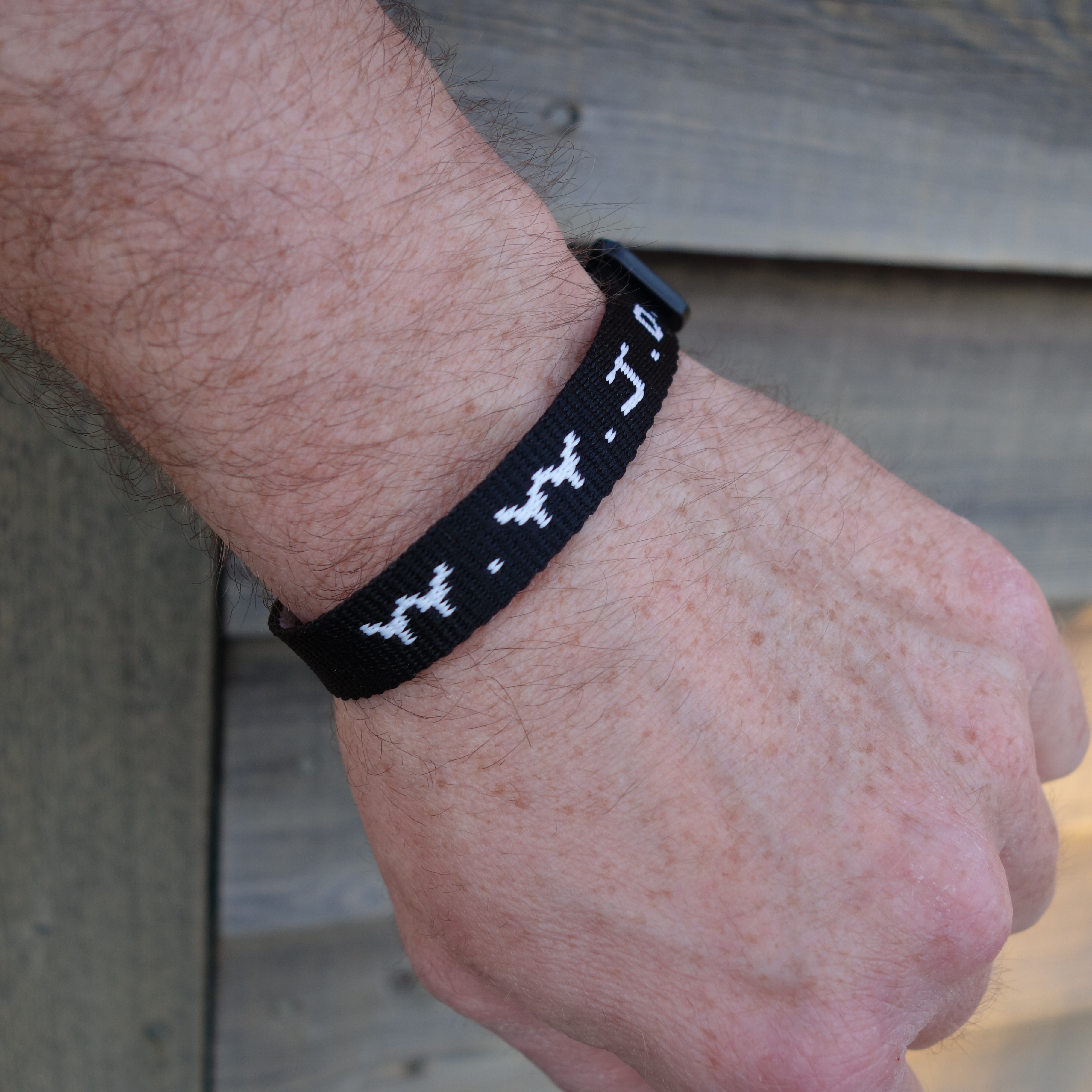 Armband WWJD - svart