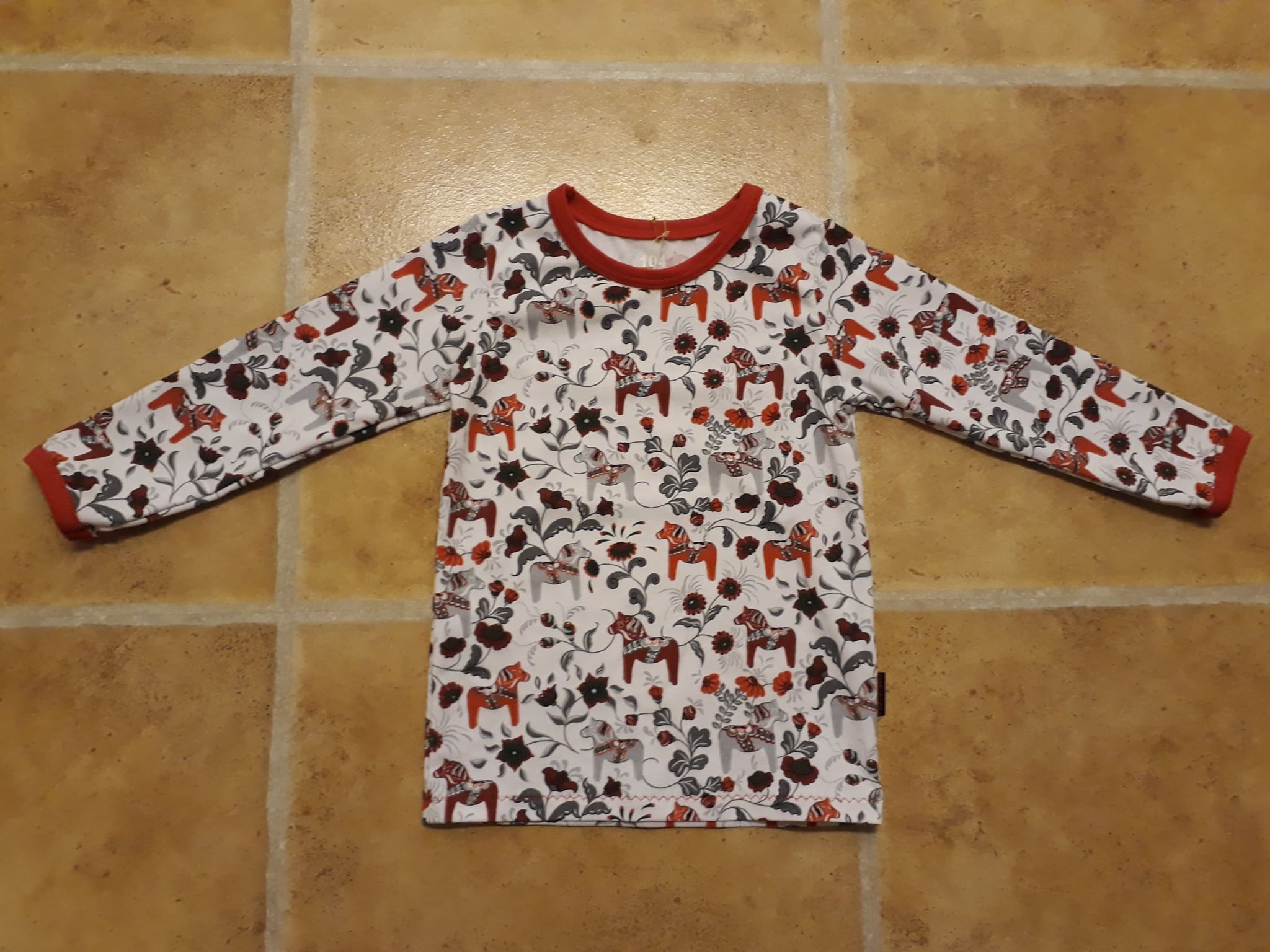 T-shirt - 4