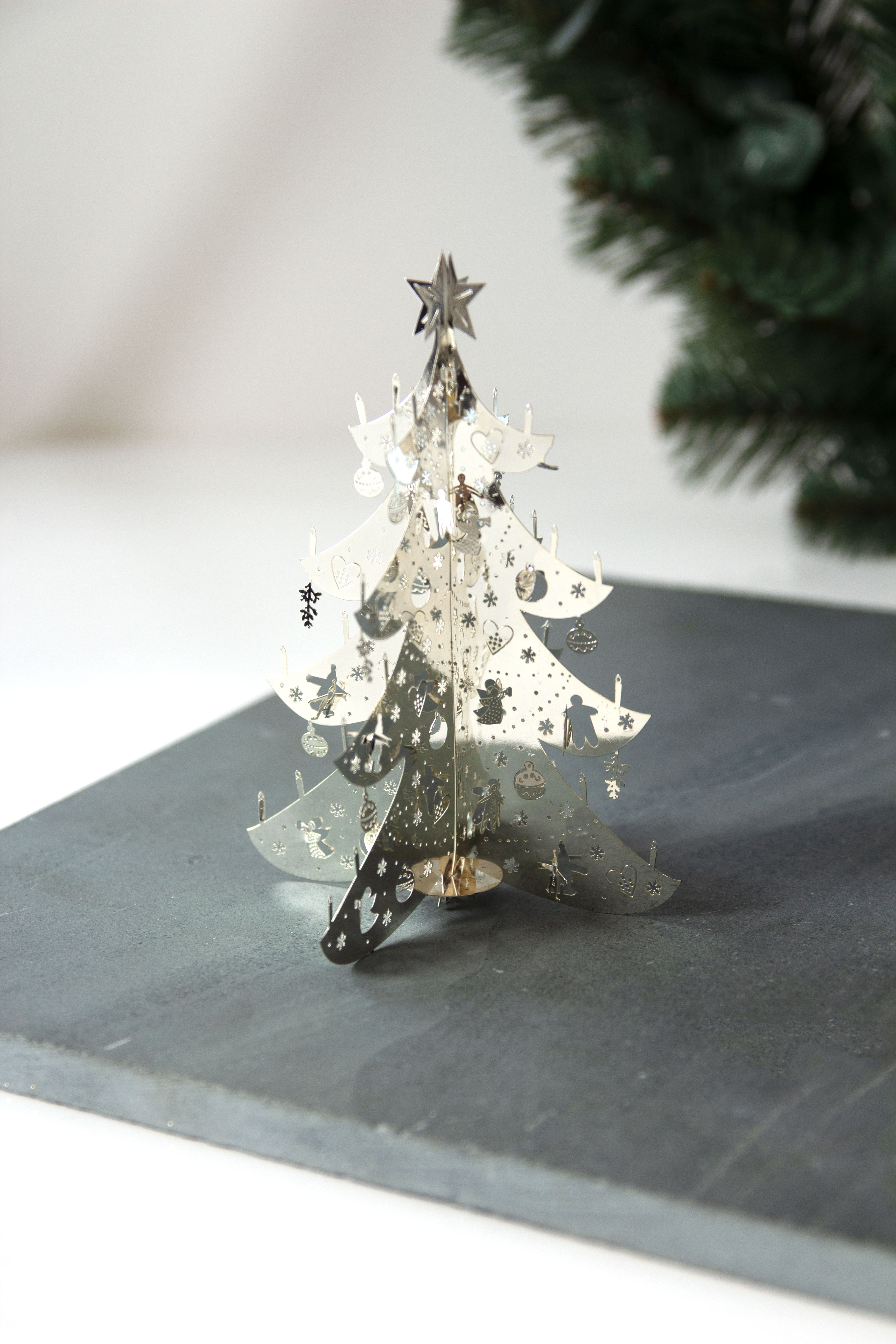 XMAS TREE SMALL SILVER