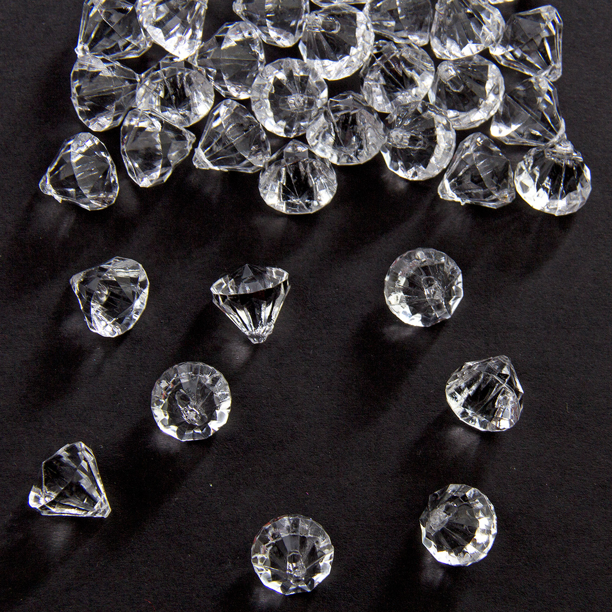 Klar diamantkonfetti / Bordsdiamanter - STORE