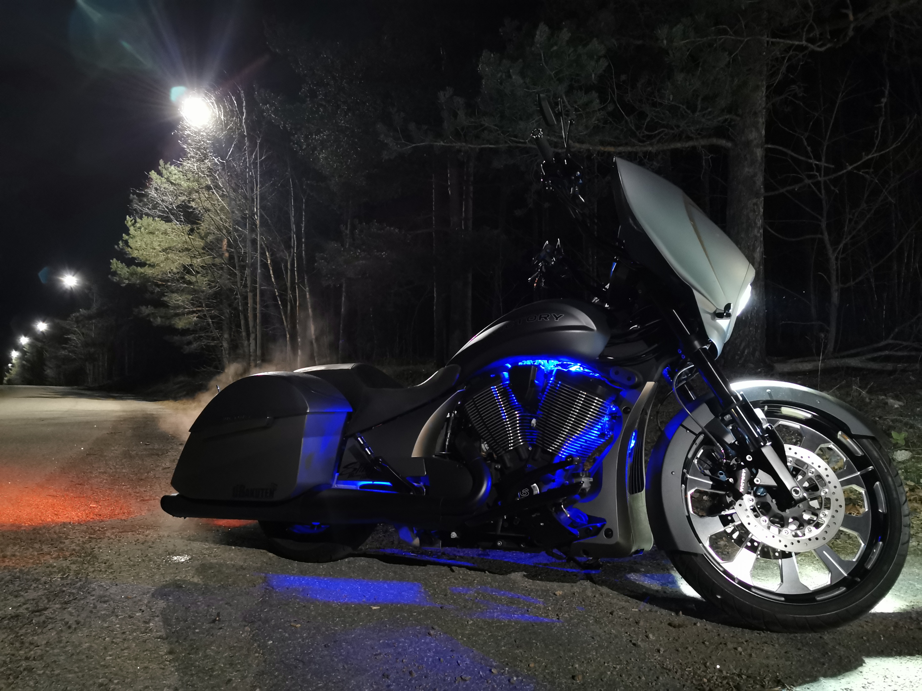 TOURING/CUSTOM KÖP NU 