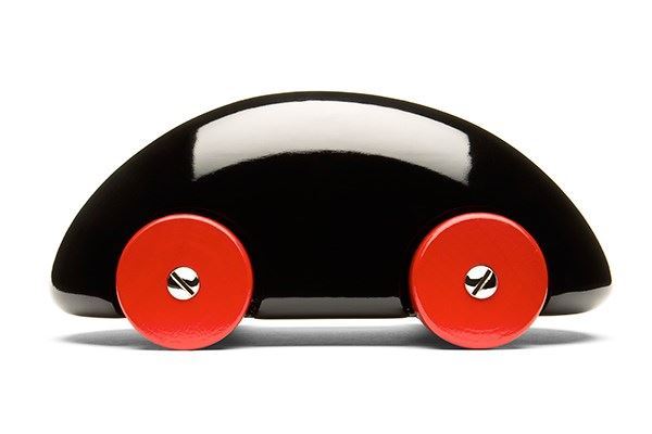 Streamliner Classic Svart - Playsam