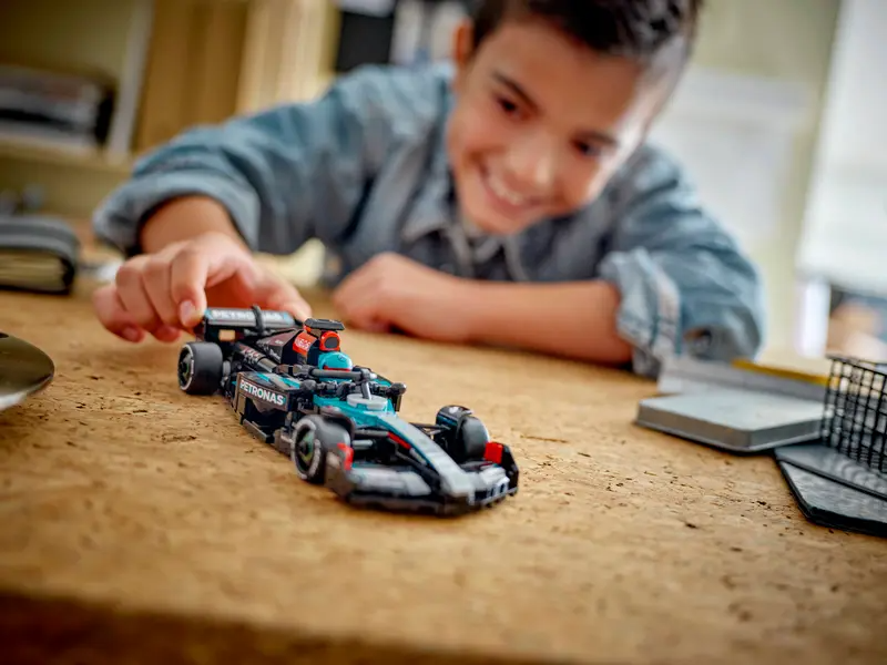 Lego Speed 77244 Mercedes-AMG F1® W15 racerbil - 9